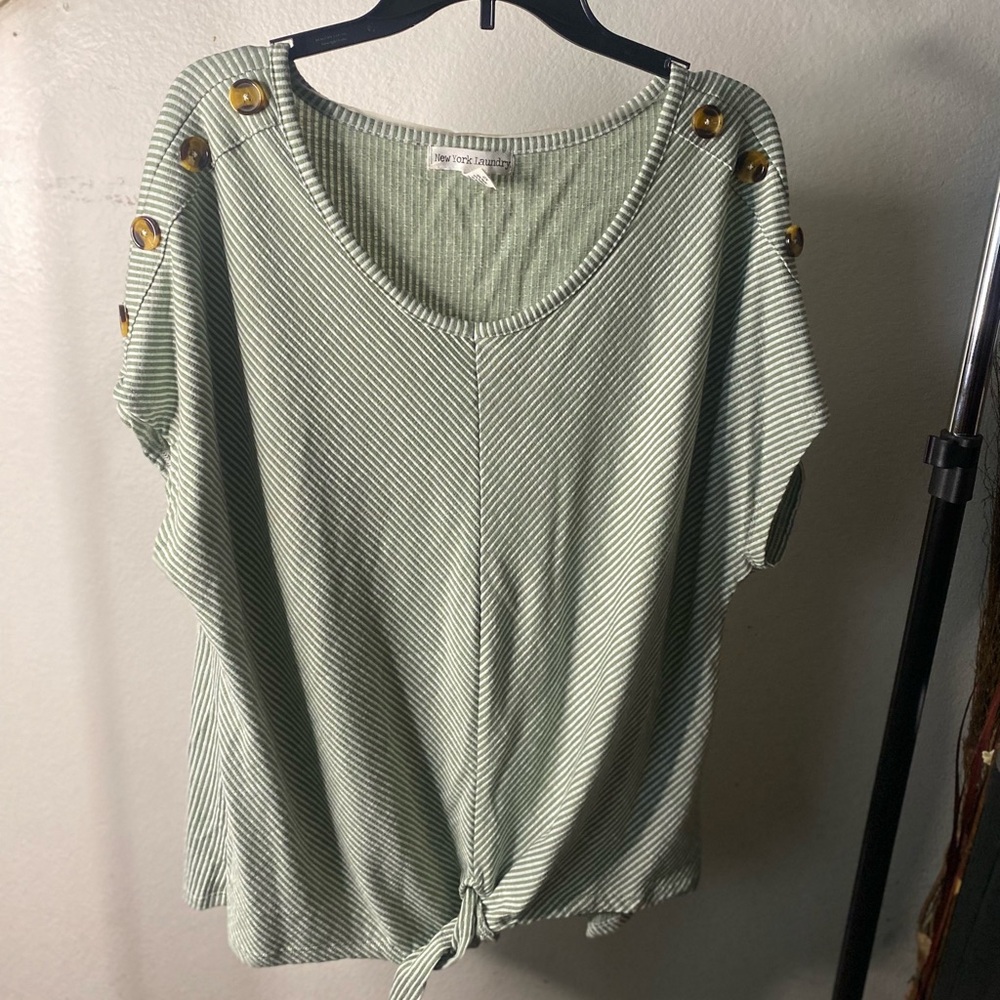 Women’s shirt New York Laundry size 2x